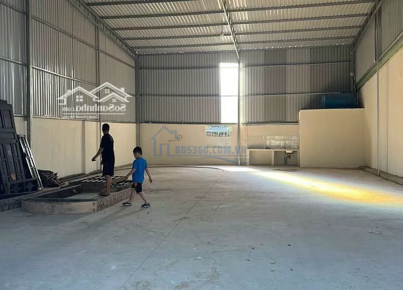 Kho Xưởng, 200M2 , Đường Nguyễn Văn Tiên,Biên Hòa,