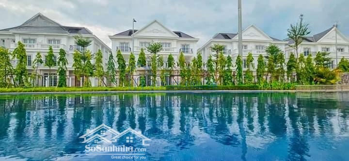 Bán Nhanh Biệt Thự 195M2 View Bể Bơi, Cạnh Huyện Ủy Gia Lâm O869260567