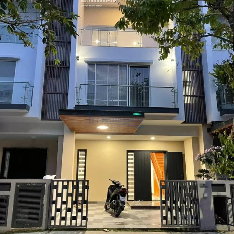 Cho Thuê Nhà Nguyên Căn Palm City Mới Đẹp, 3 Tầng, 220M2 Sàn, Đầy Đủ Nội Thất Cơ Bản, Giá Bán 57 Triệu