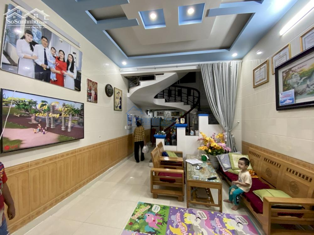Giá rẻ cho vợ chồng trẻ lập nghiệp tại Phương Lưu 50mx 3,5 tầng