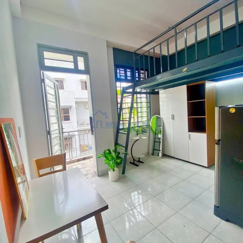 DUPLEX MỚI XÂY CỬA SỔ GÁC LỬNG FULL NỘI THẤT, NGAY SÂN BAY,