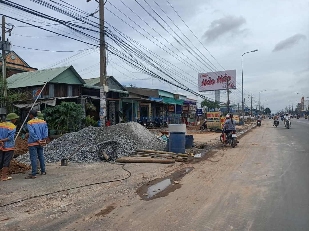 Chủ Bán Gấp Đất Ngaymặt Tiềnđ.nguyễn Hữu Trí, Tân Bửu, Bến Lức, Gần Chợ Tân Bửu, Diện Tích: 150M2 Giá 6Xx