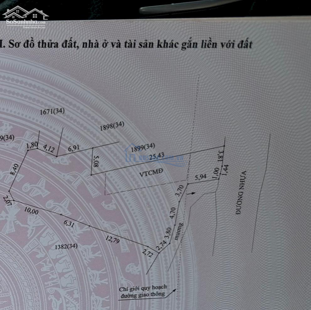 Hàng ngộp quá ngộp bán nhanh trong vòng 5 ngày, hơn 800m2 có18m mặt tiền tỉnh lộ 997, sẵn 240 thổ cư, đã tách sẵn 3 sổ, ngay cạnh kcn đất đỏ, đối diện chợ xã pl