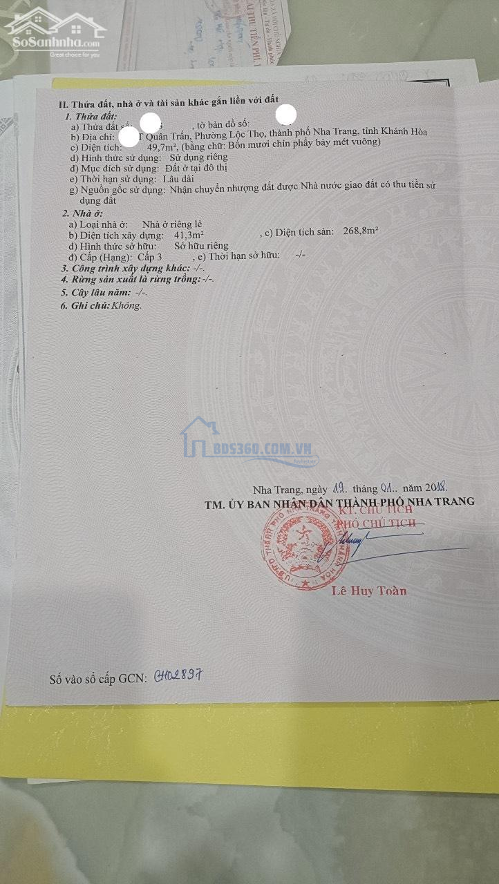 9tỷ Nhà 7 tầng DT đất 50m2 khu phố Tây Hùng Vương sầm uất trung tâm Tp Nha Trang