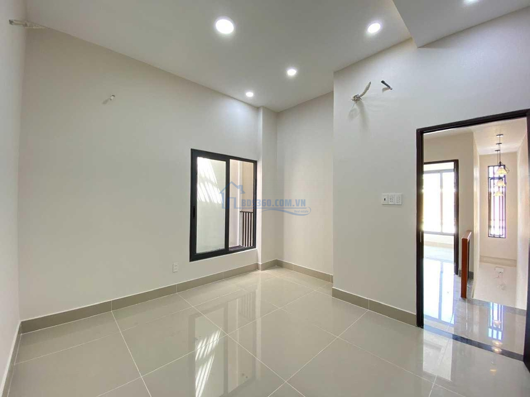 Gía Đầu Tư !!! 60M2 Hẻm 8M Phan Văn Trị - Phạm Văn Đồng Chỉ 7.8 Tỷ Xd 4Tầng Có Lửng