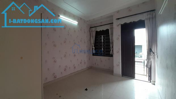 Bán gấp nhà Phố Chợ Đôn, Vĩnh Niệm, Lê Chân. 6,3 tỷ, 60m2, vị trí KD.