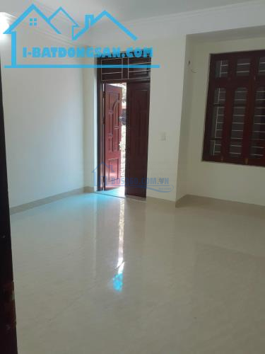 CHO THUÊ NHÀ 4 TẦNG KĐT VĂN QUÁN, 80M2 GIÁ 24 TRIỆU, Ô TÔ, KINH DOANH VP.