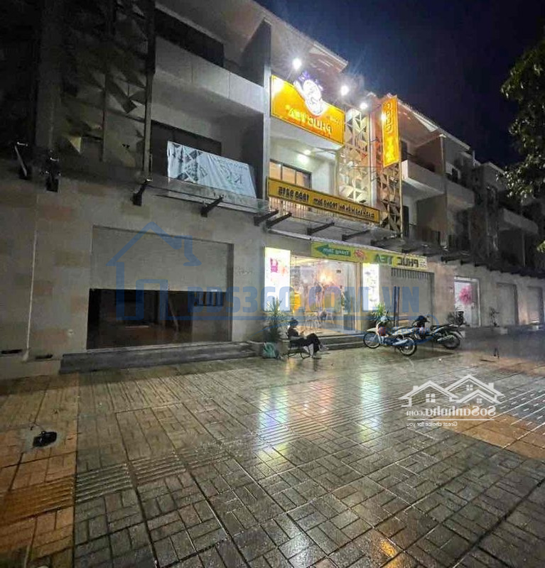 Cho Thuê Nhà Mặt Tiền Nguyên Căn(Shophouse) 200M2, Kcn Vsip 2