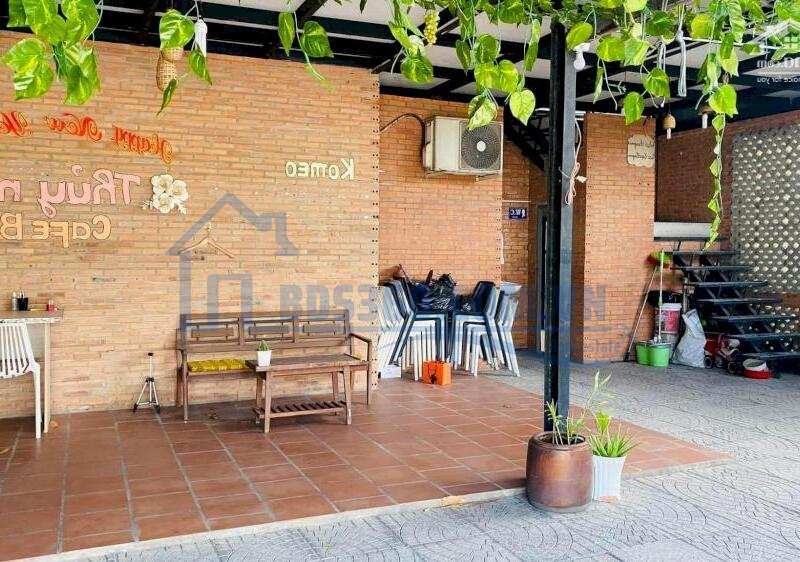 sang nhượng quán cafe sân vườn góc 2 mặt tiền đường lớn ngay tỉnh lộ 9, long an