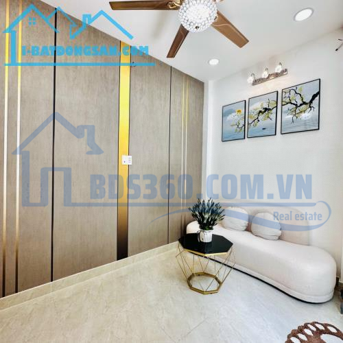 HẺM ÔTÔ VÀO TẬN CỬA - NHÀ 2 TẦNG ĐƯỜNG QUANG TRUNG P8 GÒ VẤP