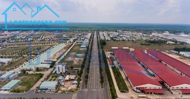 GIA ĐÌNH CẦN BÁN GẤP 1.150M2 ĐẤT-SHR GẦN KCN LỚN,SÁT TRƯỜNG CHỢ TT THỊ TRẤN. GIÁ 600TR