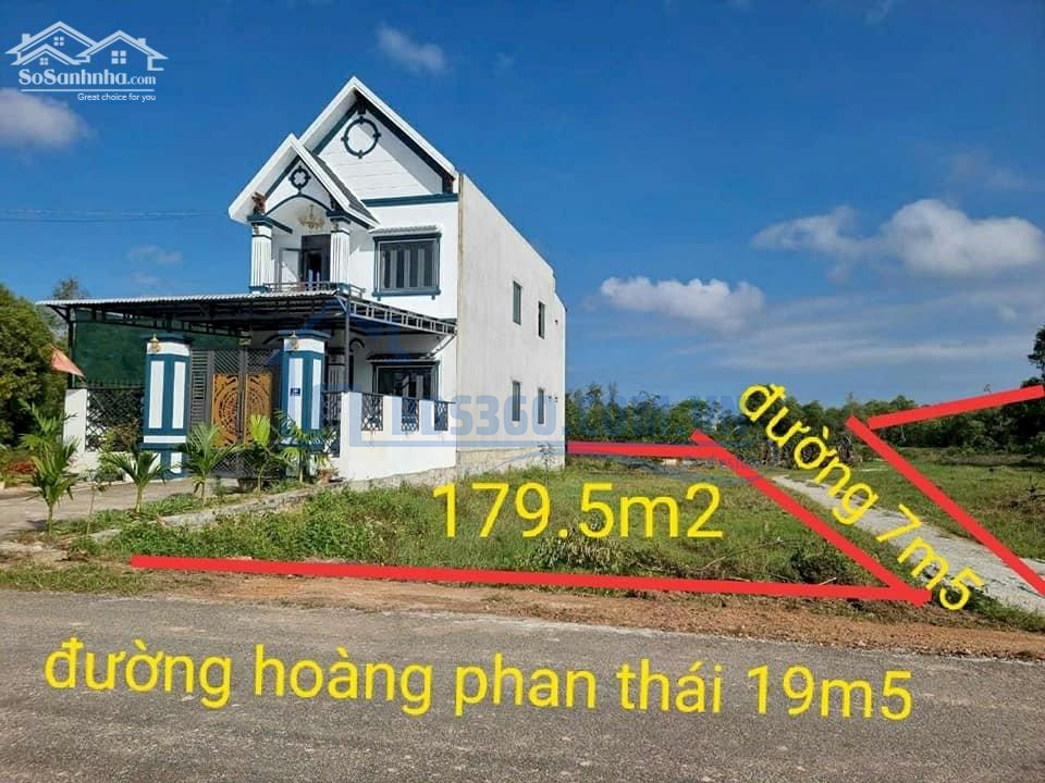 1 lô duy nhất 2 mặt tiền đường Hoàng Phan Thái sát sân bay Quốc Tế Phú Bài - Giá chỉ 1,5x tỷ