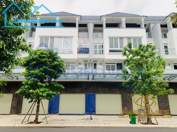 Bán nhà khu Văn Hoa Villas, mặt tiền đường Nguyễn Văn Hoa, phường Thống Nhất giá 13.5 tỷ