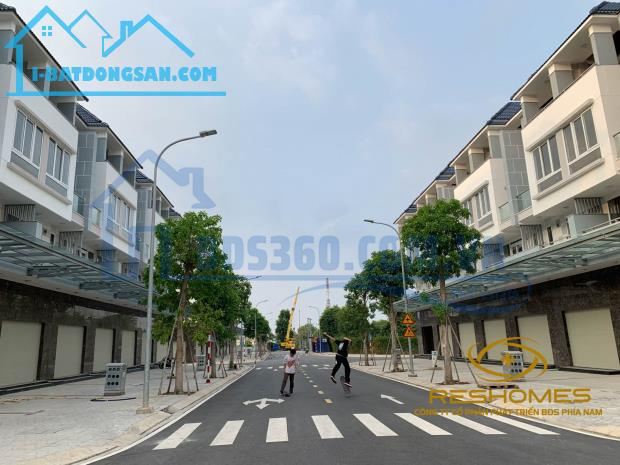 Bán nhà khu Văn Hoa Villas, mặt tiền đường Nguyễn Văn Hoa, phường Thống Nhất giá 13.5 tỷ