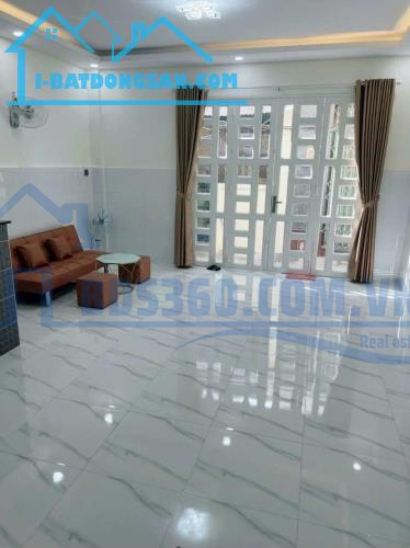 Nhà HẺM Ô TÔ Trường Chinh Quận 12, DT 69.5m2 giá chỉ 4.15 tỷ