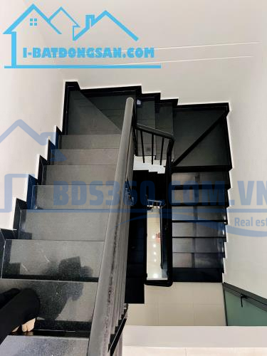 Bán nhà Hẻm xe hơi ngay Tân Hương Tân Phú 54M2 3Tầng BTCT chỉ 5,2 Tỷ TL