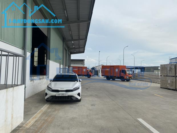 Cho thuê kho xưởng tiêu chuẩn DT 500m2, 1.000m2, tại quận Long Biên, Hà Nội. T07/2024.