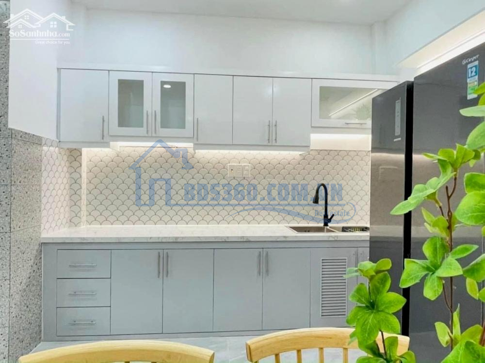 Nhà Lê Văn Sỹ, P13,Q3 xây 48m2 1 trệt 1 lầu, gần THCS Đoàn Thị Điểm. Giá 3tỷ050, hẻm 5m, sổ hồng riêng