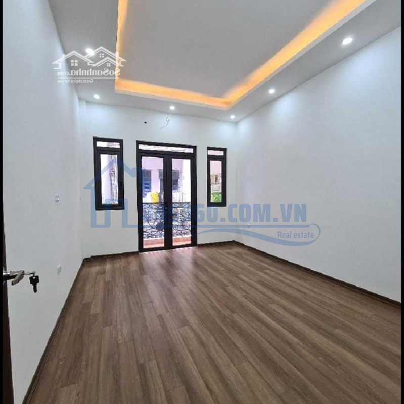 Bán Nhà Khương Trung, Ô Tô Đỗ Cửa, Ngõ Đẹp Thông, Sát Ngã 4 Sở, Royal City, 50M2, Giá Bán 8.9 Tỷ