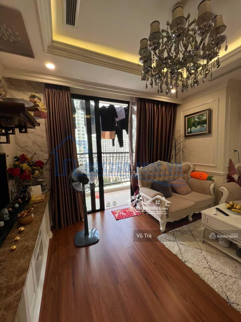 Bán Căn Hộ Ở Royal City Thanh Xuân 94M2 Thiết Kế 3 Ngủ View Quảng Trường Giá Bán 8.4 Tỷ Bao Phí Full Đồ