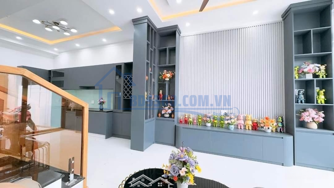 Bán Nhà Gấp, Đang Thuê, Đ. Lê Thị Riêng, Q. 12, Giá Bán 2 Tỷ 520/ 50M2, Sổ Riêng; Liên Hệ: 0899 948 077