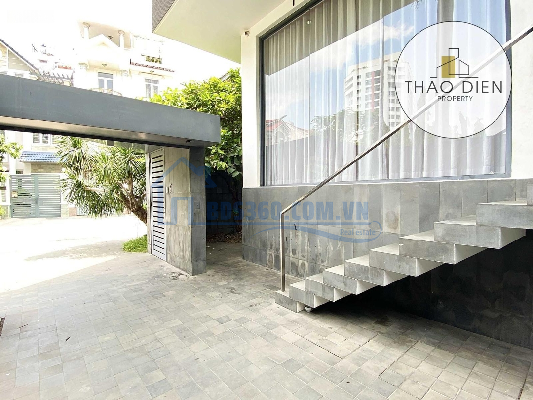 Cho Thuê Nhà 450M2 Hầm 2 Lầu Style Hiện Đại 4 Phòng Đủ Nội Thất Gần Ubnd Tp. Thủ Đức