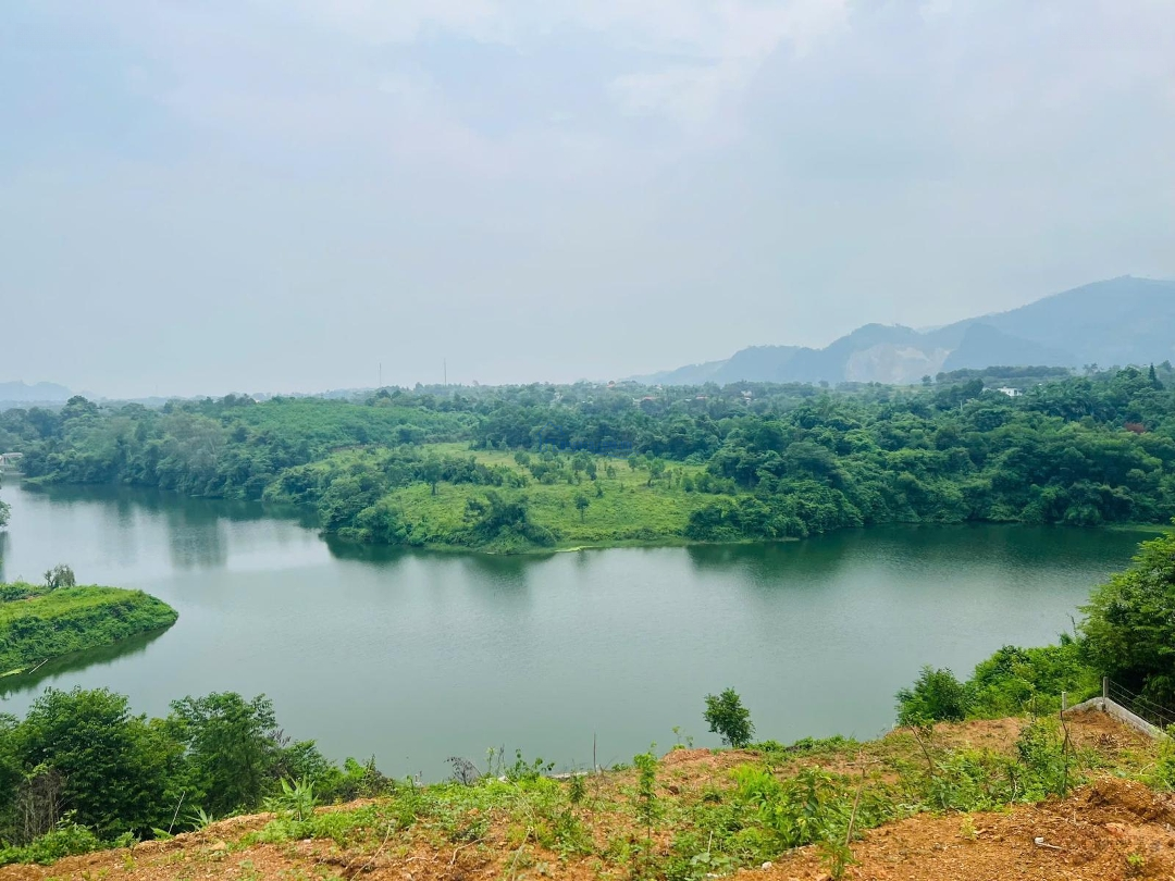 Cơ Hội Hiếm Sở Hữu Lô Đất Bám Mặt Hồ Đồng Sương Vị Trí Đẹp View Cao Thoáng Tại Lương Sơn Hoà Bình