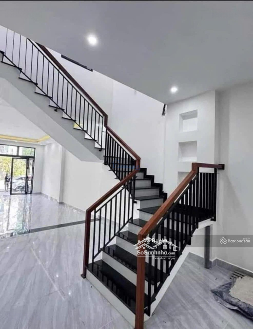 Cần Tiền Bán Gấp Căn Nhà 100M2, 1 Trệt 1 Lâu Ở Đường Tân Liêm, Bình Chánh, Sổ Hồng Riêng