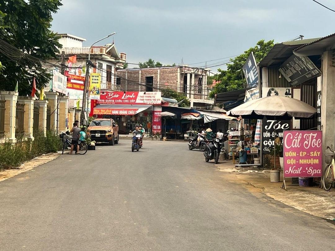 Hàng Hiếm Bám Mặt Đường Nhựa Áp Chục Chính Đường Xe Quýt Chạydiện Tích142.5M Có 65M Thổ Cưmặt Tiền8M Hậu 8M