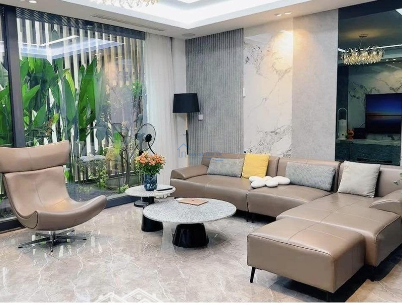 Bán Biệt Thự View Hồ 197M2 Thành Phố Giao Lưu, Lô 2 Mặt Đường, 43 Phạm Văn Đồng