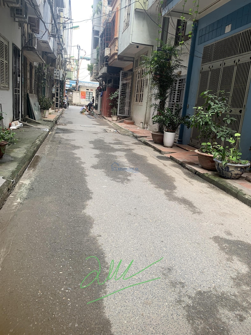 Bán Nhà Thiên Hiền Hàng Xóm Sân Mỹ Đình - Ô Tô Vào Cửa - Diện Tích Rộng - Chỉ Nhỉnh 12 Tỷ