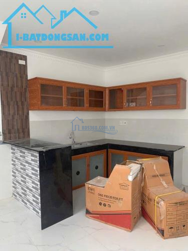 Bán nhà góc 2mặt tiền hẻm1,990tỷ,SHR thổcư,đường ôtô vào tận cửa,gần chợ và UBND-Tân Vạn