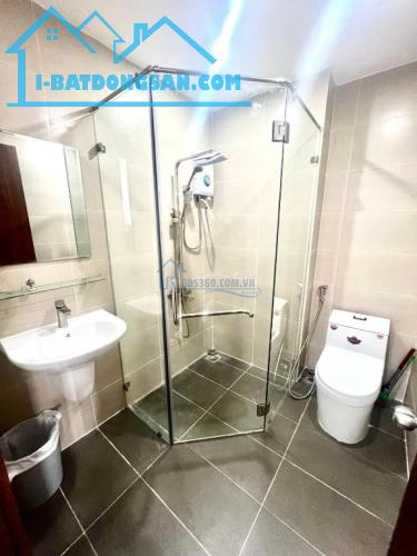 Hot! Cho thuê C/cư cao cấp giá rẻ ở liền! mới tinh chưa ai ở 2PN 1WC có hồ bơi giá 9tr