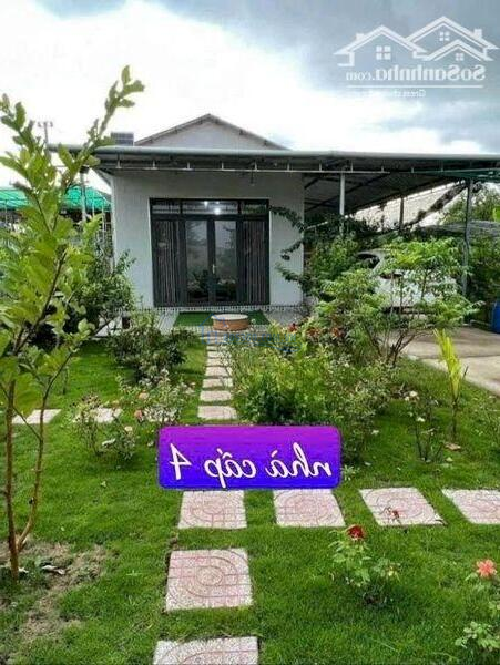 Bán mảnh vườn hơn 700m 2 có nhà cấp 4 rất đẹp tiện về ở nghỉ dưỡng Bình Dưỡng