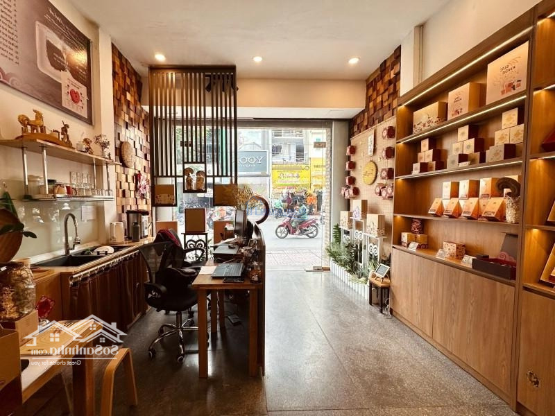 Bán Nhà Mặt Tiền Lê Văn Sỹ, Quận Phú Nhuận - 4 Tầng 62M2 (4 X 16) Không Lỗi Phong Thủy