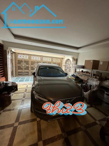 💥Siêu Biệt thự VIP Phố Hoàng Sâm, Nghĩa Đô, 166m2 5T Thang máy, MT 10m, Chỉ 54 Tỷ 💥