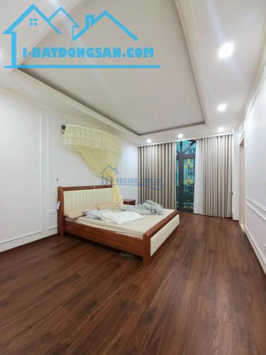 Bán Nhà Phân Lô, Đền Lừ 1, Hoàng Mai, Dt 55 m2, 5 tầng, mt 13 m, giá 12,9 tỷ.