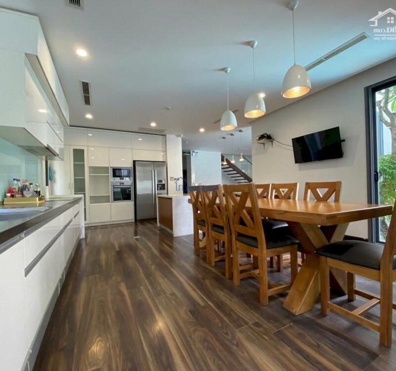 Bán Căn VILLA 6pn AN THƯỢNG 29, Mỹ An, Ngũ Hành Sơn, Đà Nẵng dt 448m2 giá 70 tỷ.