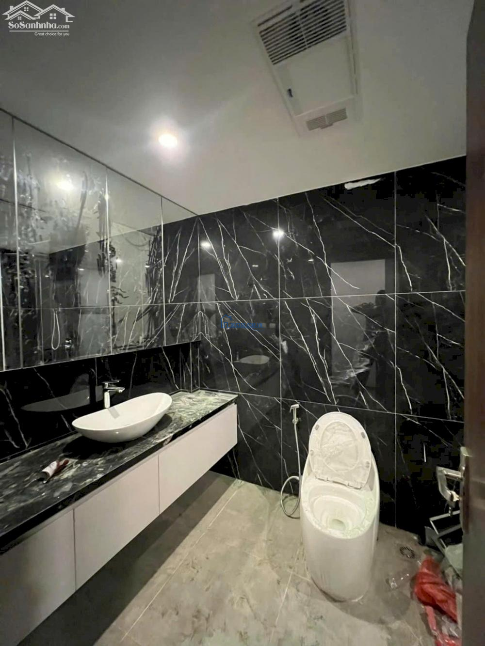 Bán nhà Đàm Quang Trung, Long Biên. Ô tô 7 chỗ, Thông, Thang Máy, 50m x 6T. Lh 0965858116