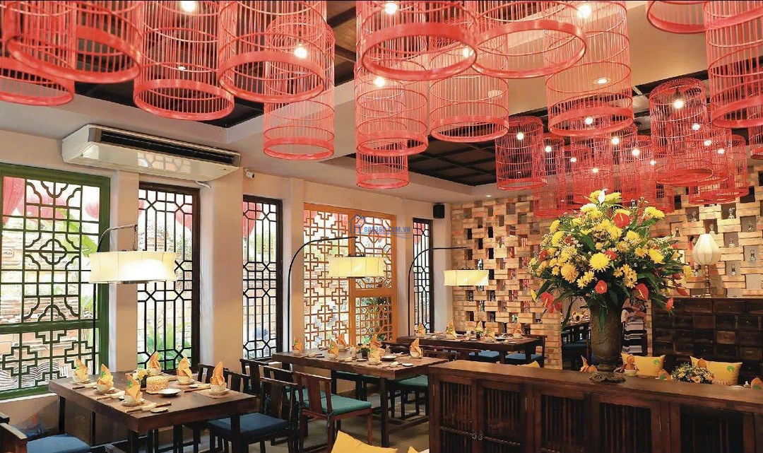 Cho Thuê Nhà Hàng Phạm Ngọc Thạch, Đakao, Quận 1 (12 X 30M - Trệt 1 Lầu - 700M2 Không Gian Mở)