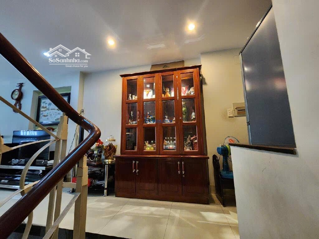 Bán Nhà Bình Thạnh 65 M2 Nhỉnh 9Tycó Thương Lượng4 Tầng, 4 Ngủ , 4 Vệ Sinh. Sổ Vuông Vức
