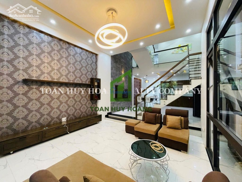 Nhà Đẹp Khu Nam Việt Á 5 Phòng Ngủ Full Nội Thất Có Sân Ô Tô