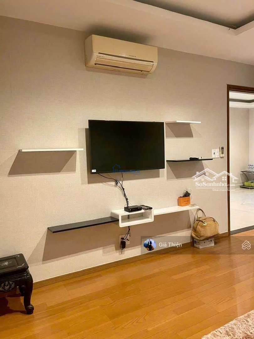 Căn Sky Center Phổ Quang, 2 Phòng Ngủ- 2 Vệ Sinh74M2, Giá Bán Chỉ 4.290 Tỷ Bao Gồm Thuế Phí Full Nội Thất