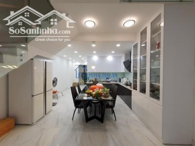 Nhà đẹp vô đối hẻm 4m Nguyễn Kim, Q10, 60m2,giá 4tỷ2, đang thuê 9tr/ tháng,sổ riêng, 1 trệt 2 lầu