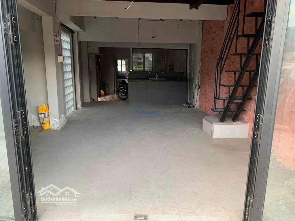 Cho Thuê Nhà Mặt Tiền Phạm Văn Đồng