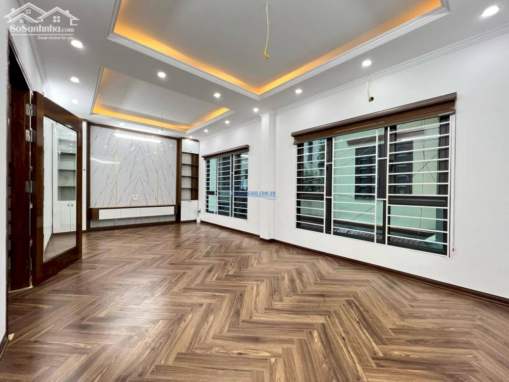 Bán nhà riêng ngõ 164 Vương Thừa Vũ 40,5m2 5 Tầng, MT 7m Ô Tô Giá Nhỉnh 7 Tỷ