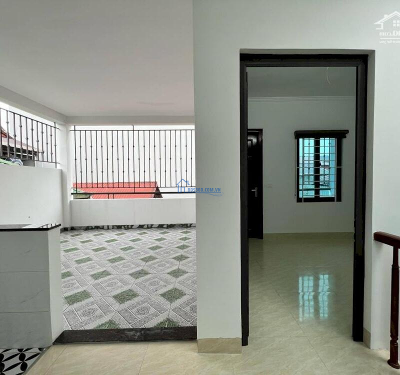 Bán nhà riêng ngõ 164 Vương Thừa Vũ 40,5m2 5 Tầng, MT 7m Ô Tô Giá Nhỉnh 7 Tỷ