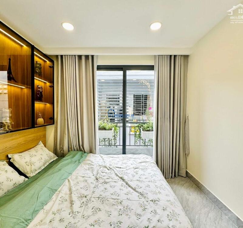 Bán nhà hẻm xe hơi 5m Cách Mạng Tháng 8 Phường 13 Quận 10 (3,8x13m) giá 8.9 tỷ