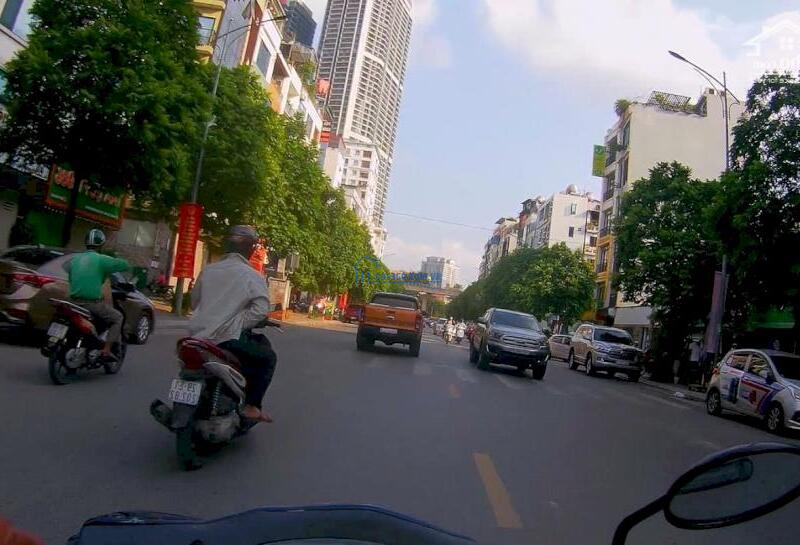 SIÊU HIẾM MẶT PHỐ KHÚC THỪA DỤ- DIỆN TÍCH 38.5M, 5 TẦNG 3 NGỦ FULL NỘI THẤT
