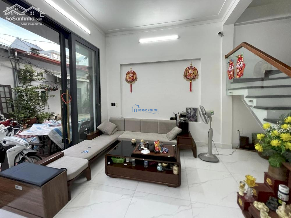 Nhà 3 tầng 52,6m2 ô tô đỗ cửa tại Trại Chuối, Hồng Bàng